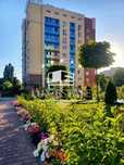 Продажа 2-комнатной квартиры в ЖК "изумрудниый город". Метро Бот. Сад