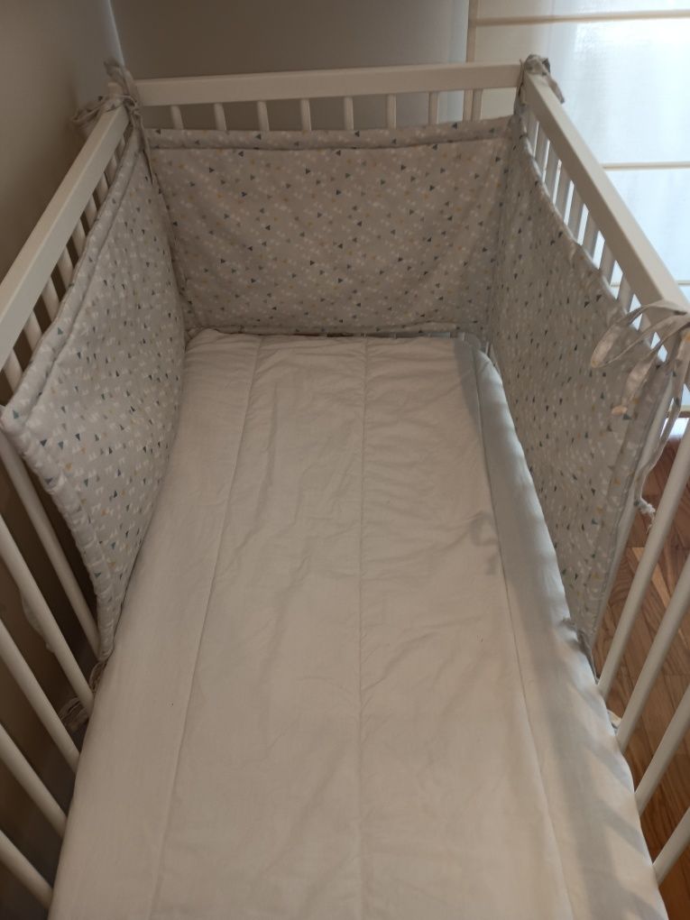 Berço/Cama para Bebé/Criança com oferta colchão