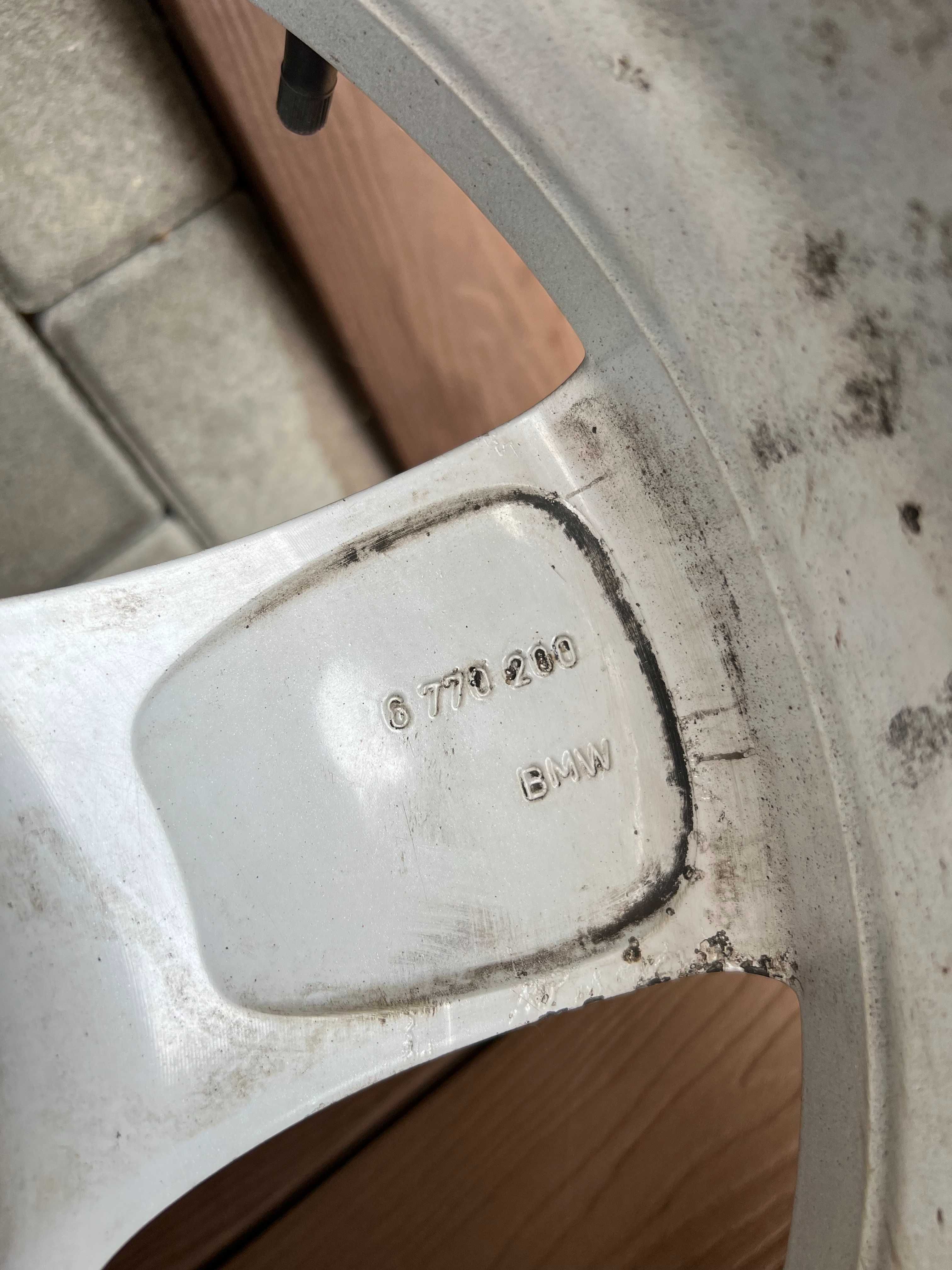Koła BMW x5 E70/E71 - 4 felgi 18 + opony całoroczne Bridgestone