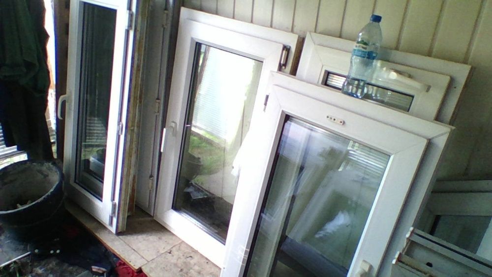 Okna pcv, podane wymiary, średnie małe 190 zł.