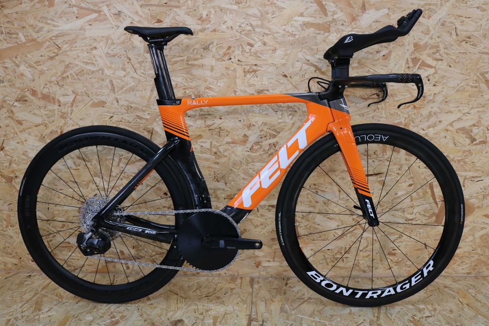 Bicicleta TT/Triatlo Felt DA1 Ultimate - Sram AXS - Rodas carbono