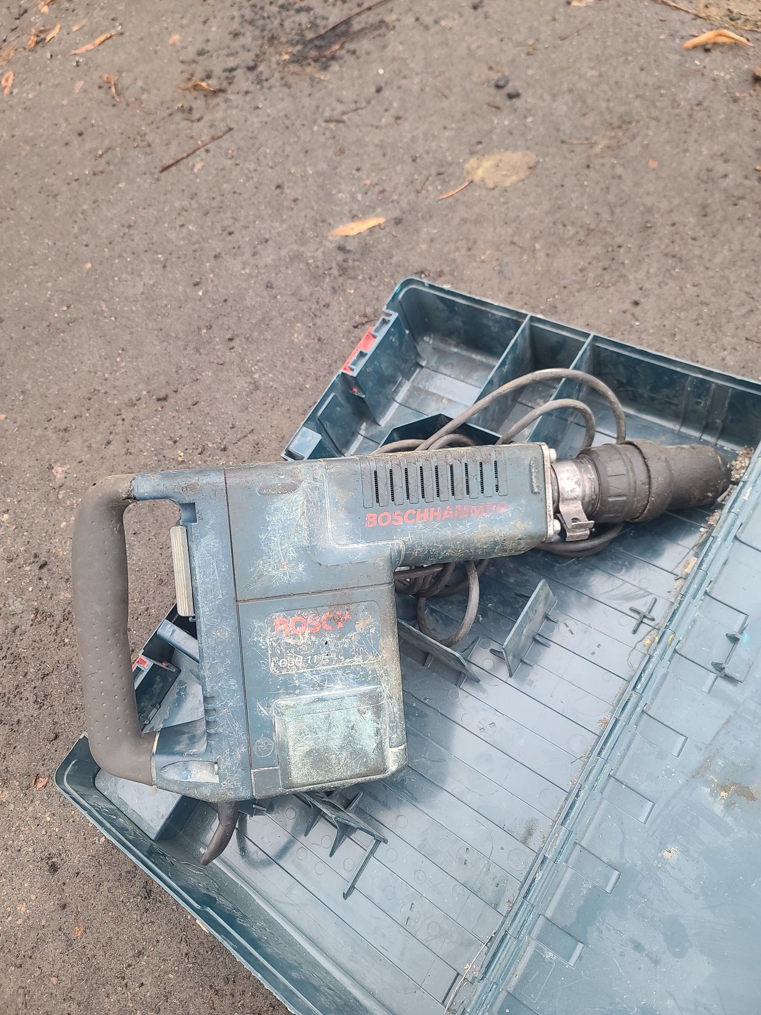 Перфератор відбійний молоток BOSCH 11E