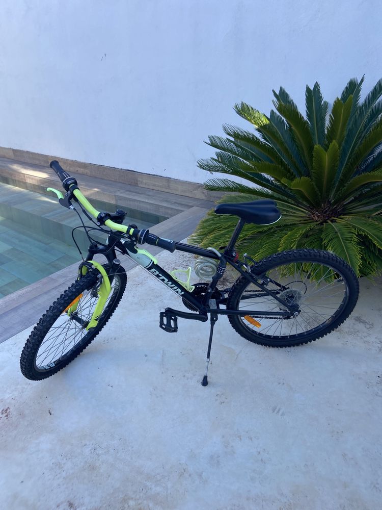 Bicicleta BTT Bicicleta Btwin Rockrider 500