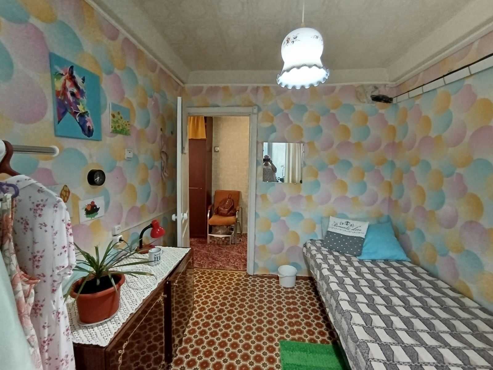 ПРОДАЖ 4-кімн. з АЕО, р-н ТЦ «Україна» (Черемушки)(А)
