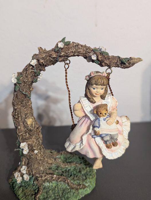 FIgurka Goebel Sandra Kucks 1997 Swings for two