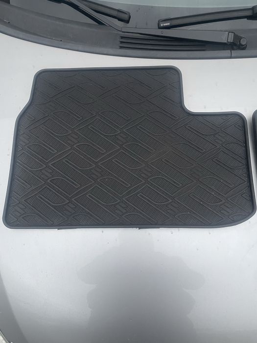 Коврикм резиновые Suzukl SPLASH