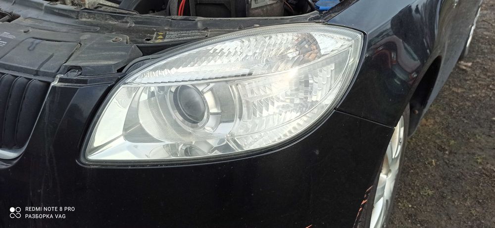 Капот   Шкода фабія румстер практик фабия