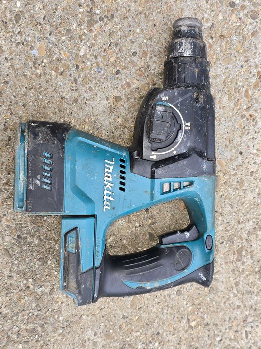 Makita DHR242   Młotowiertarka