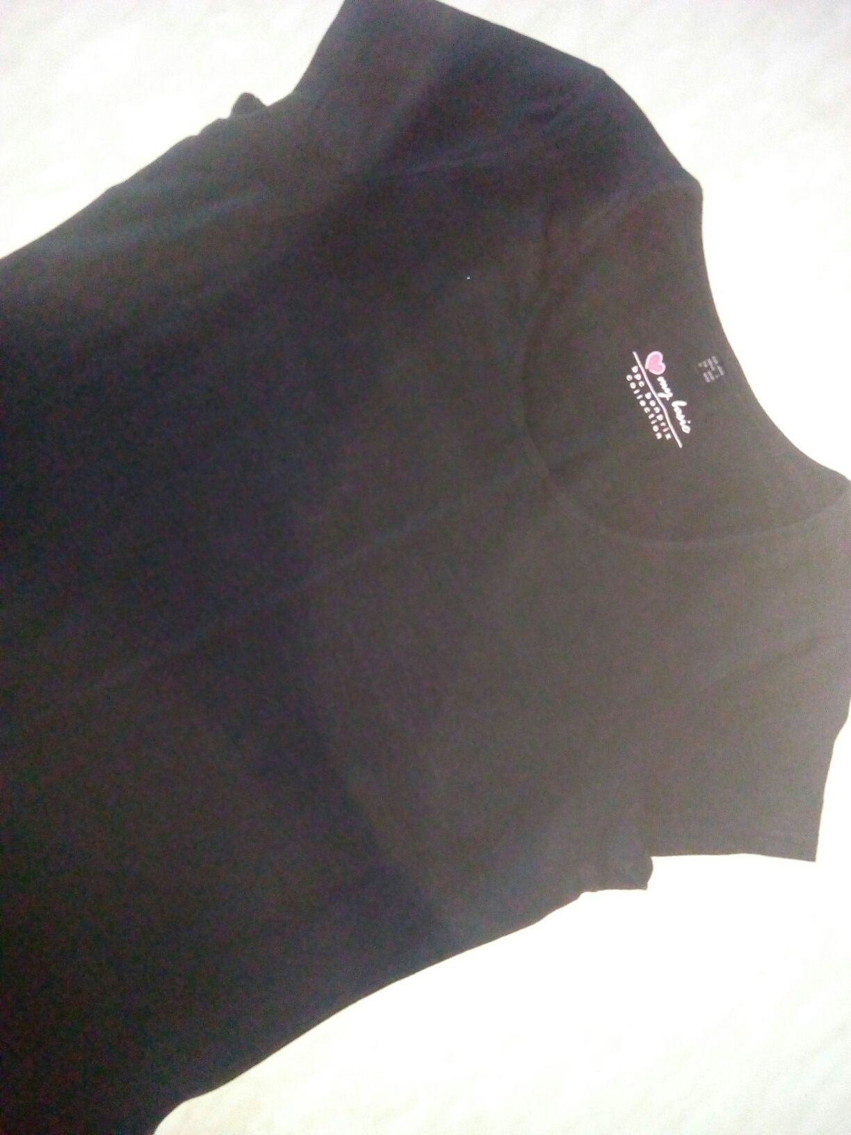 НОВАЯ! Женская,  черная футболка в спортивном стиле 52-54-56размер