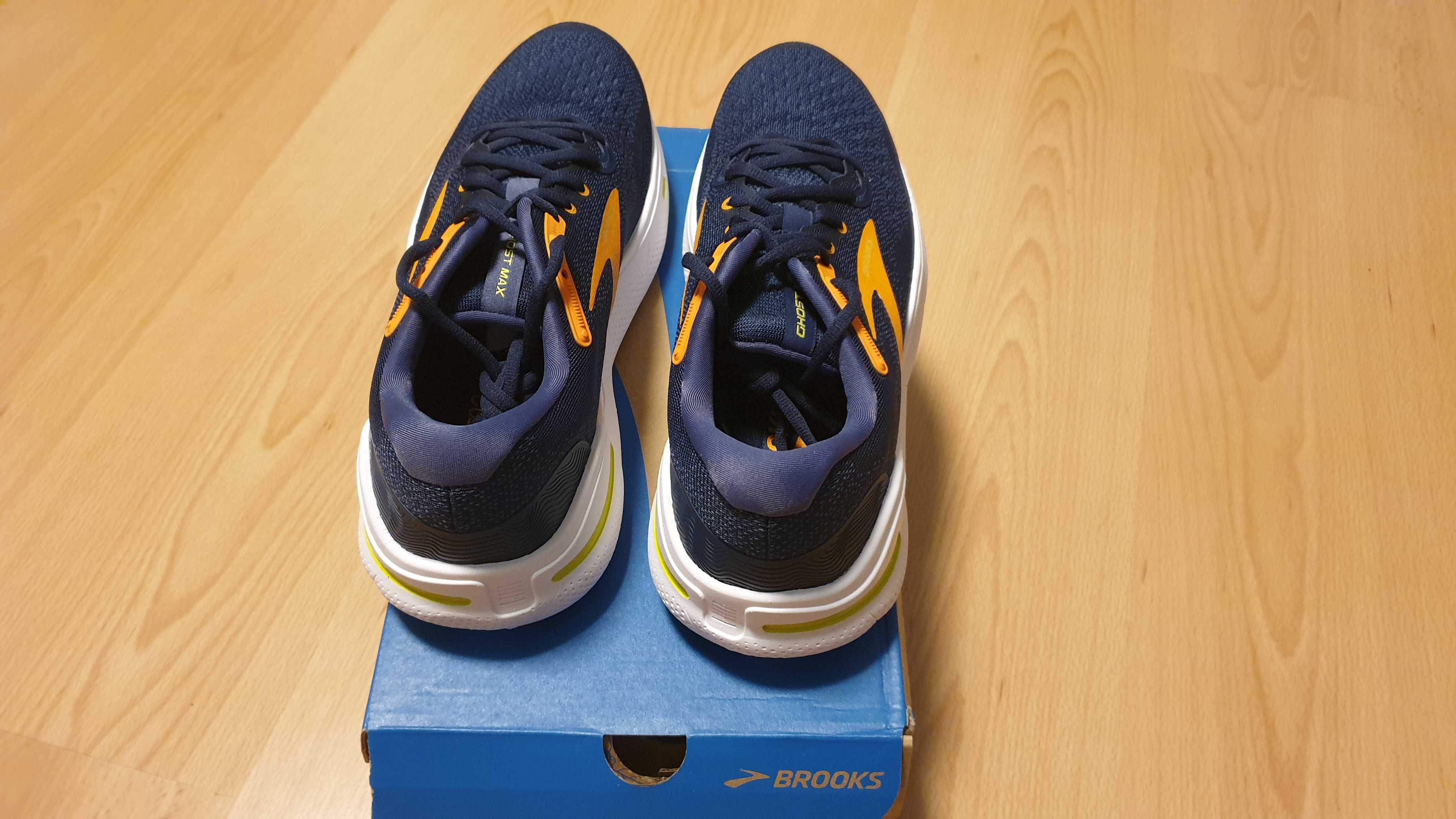 Brooks Ghost Max 43