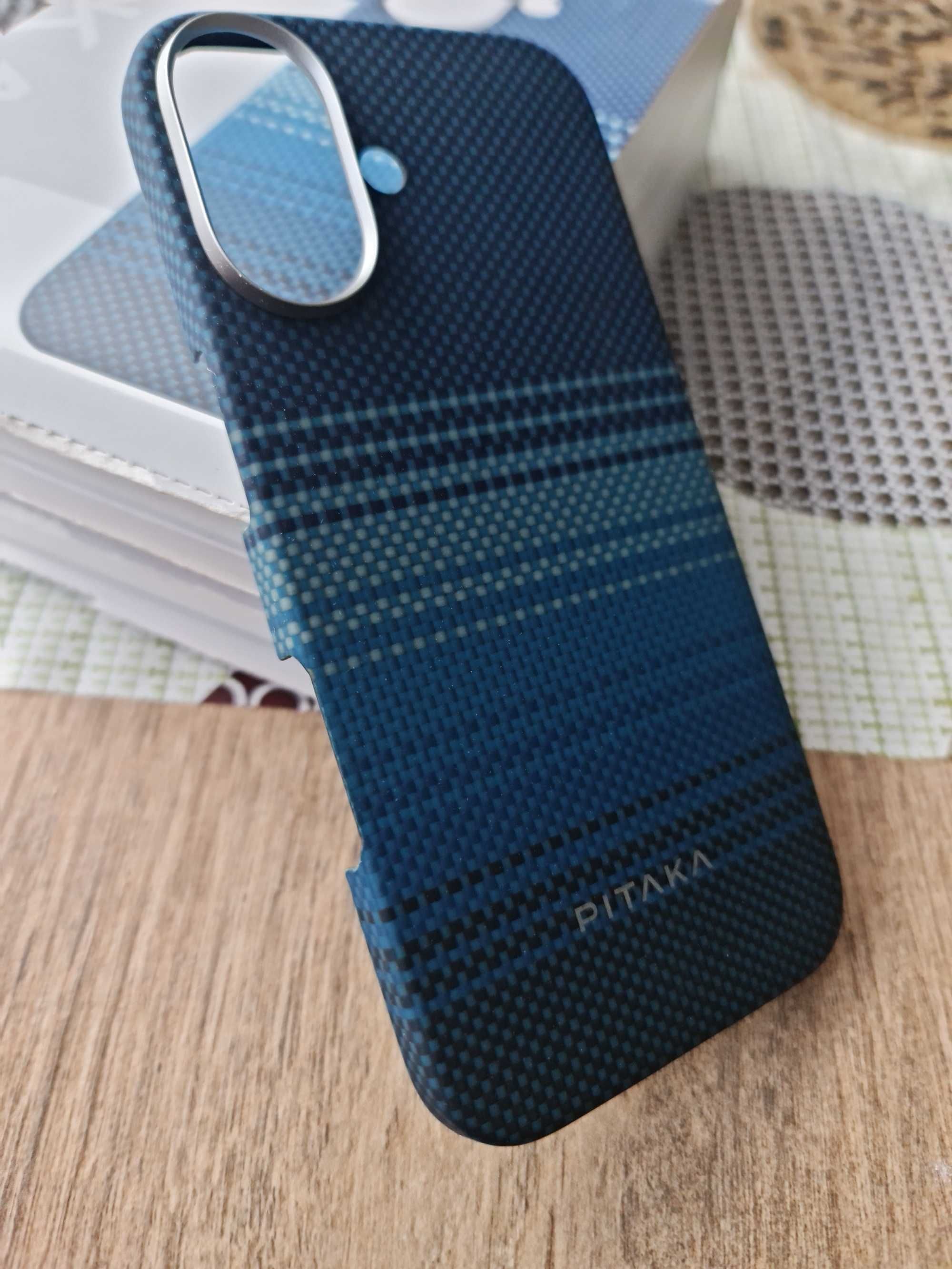 Etui pitaka Iphone 16