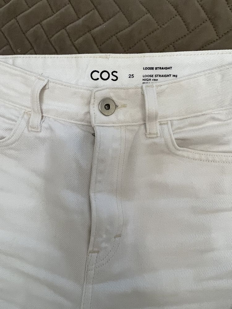 Джинсы Cos