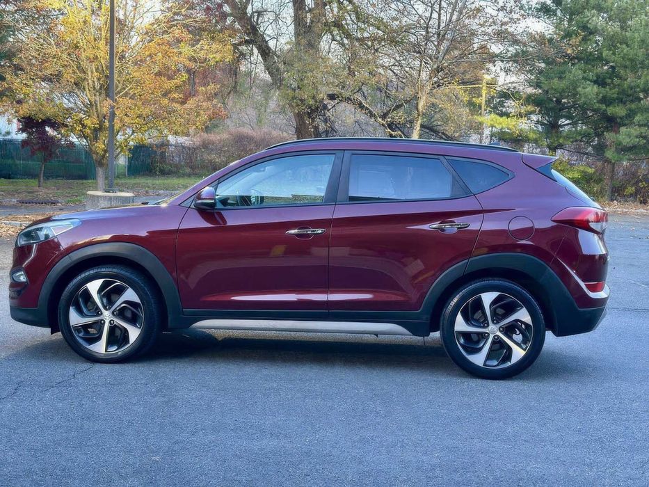 Hyundai Tucson Limited      2018