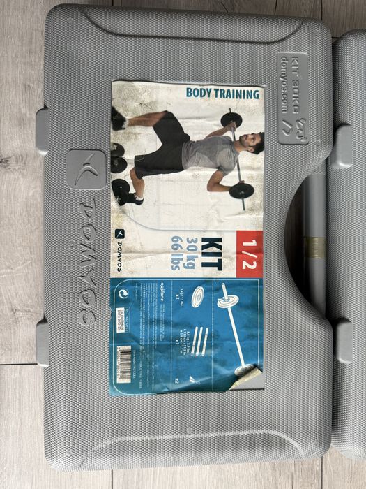 Zestaw w walizkach hantle gryf obciazenie lacznie 30kg