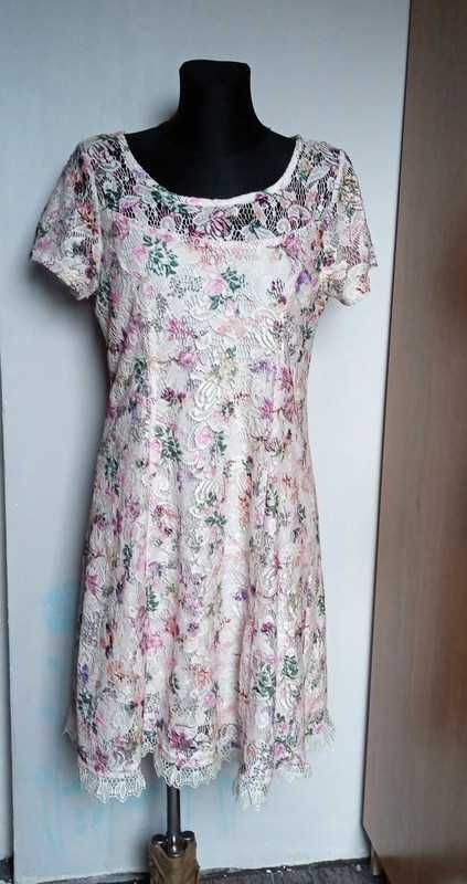 Sukienka koronka kolory r. 38