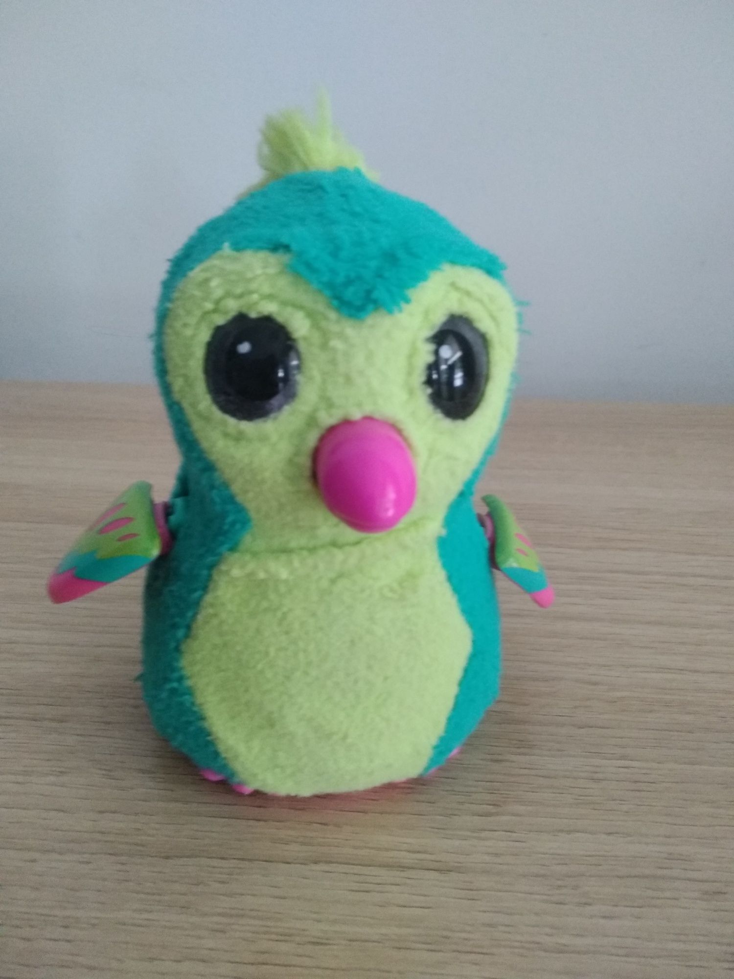 Hatchimals pingwinek oryginalny - zabawka interaktywna