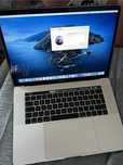 Apple MacBook Pro 15” (2019) – i9 | 16GB RAM | 512 GB SSD | Teclado PT