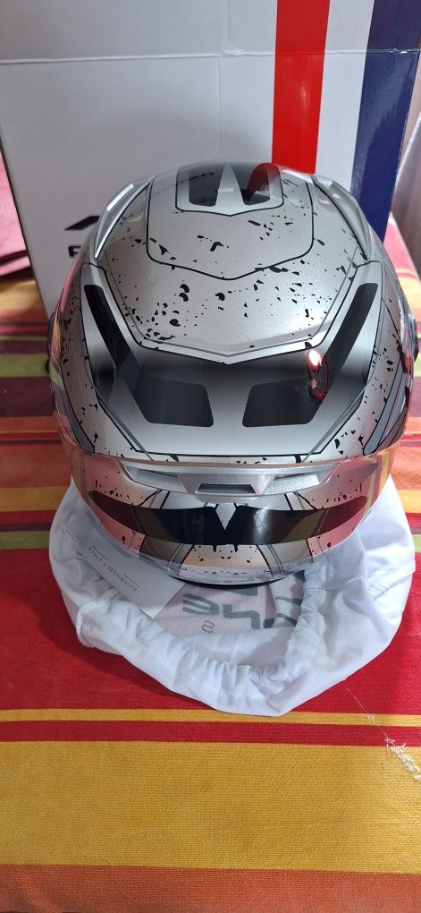 Capacete astone tamanho XL novo nunca usado