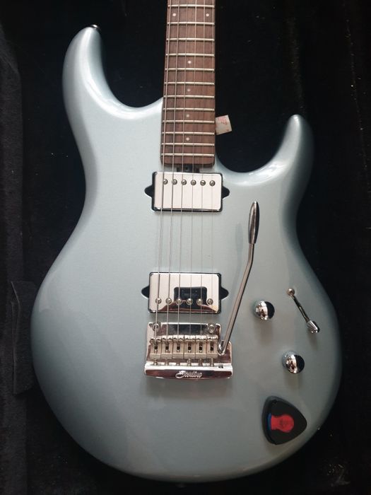 Sterling by MusicMan Steve Lukather LK100D Luke Blue