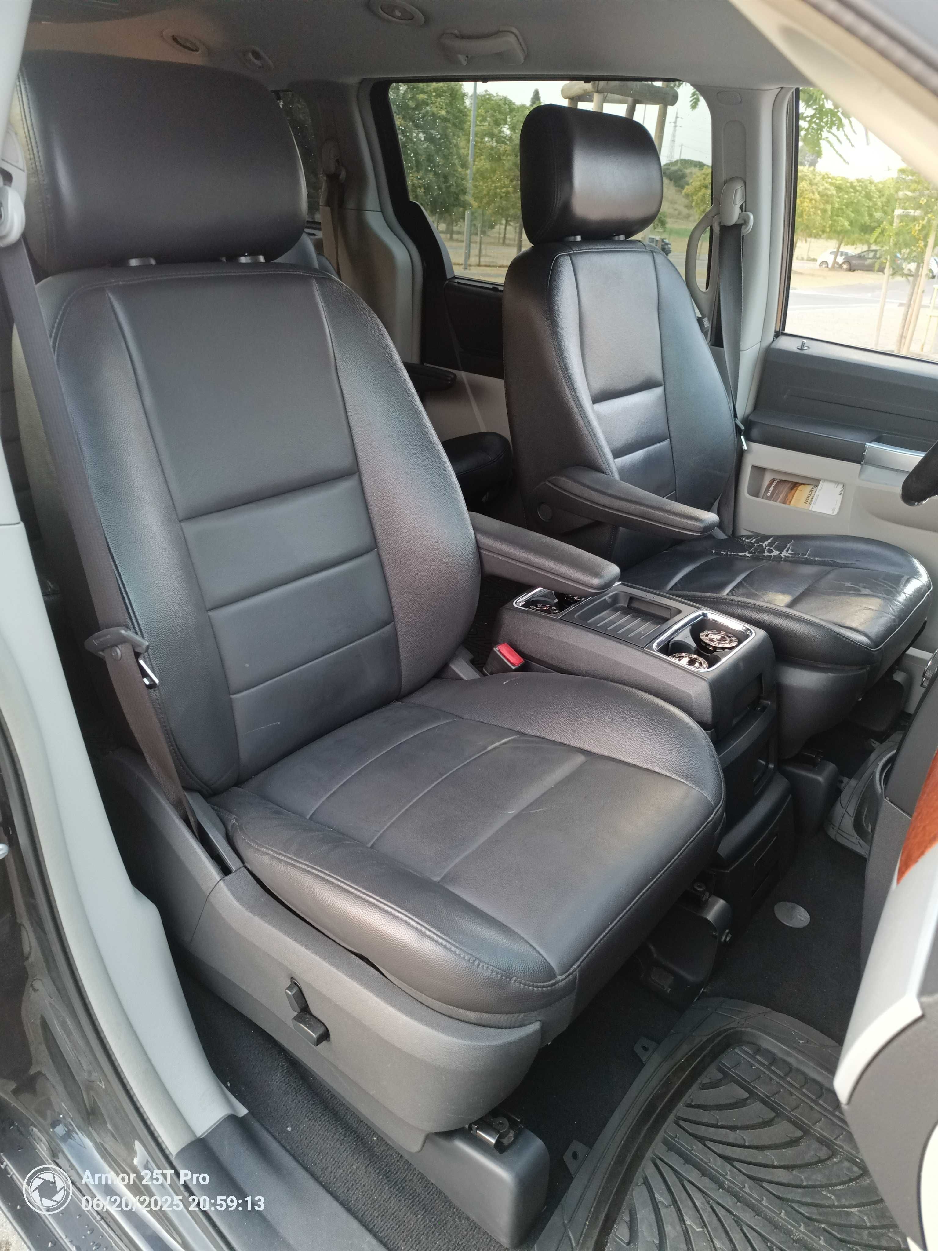 Chrysler Grand Voyager 2.8 CRD Stow Go Automática 7 lugares 163cv 2008