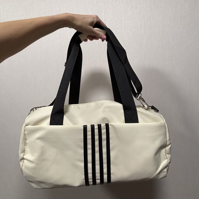 Спортивна сумка