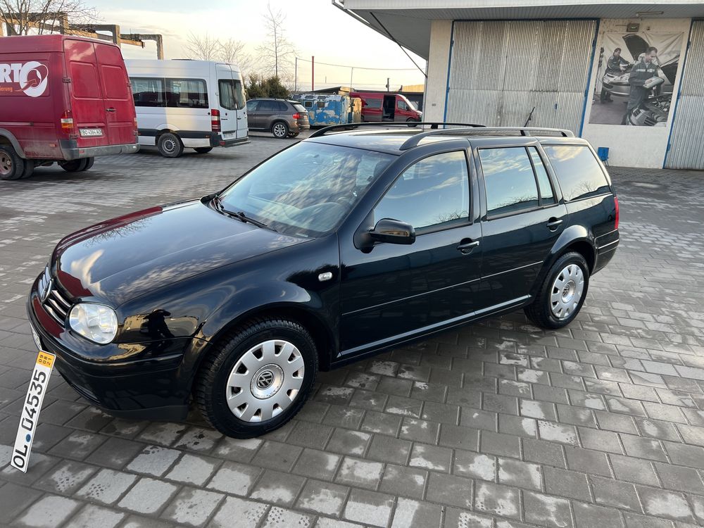 Volkswagen Golf 2.0 PACIFIC