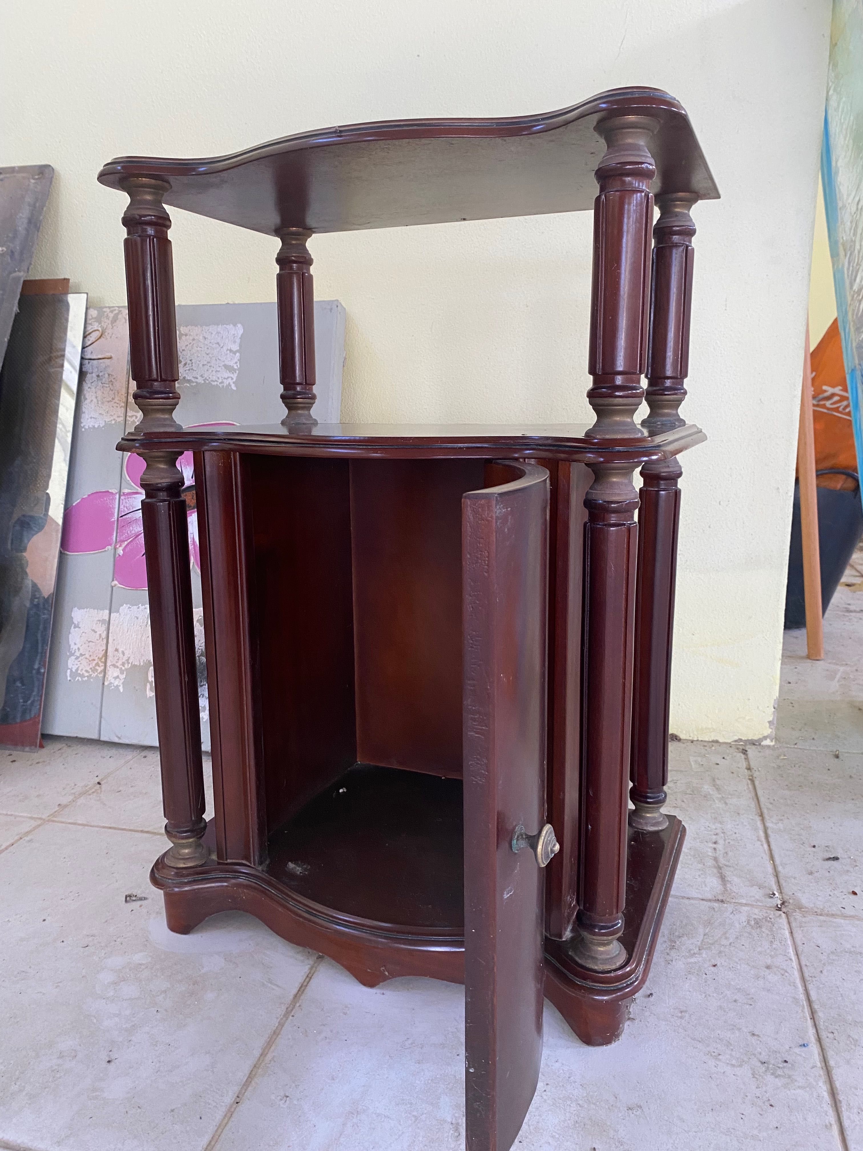 Mesa de cabeceira Vintage