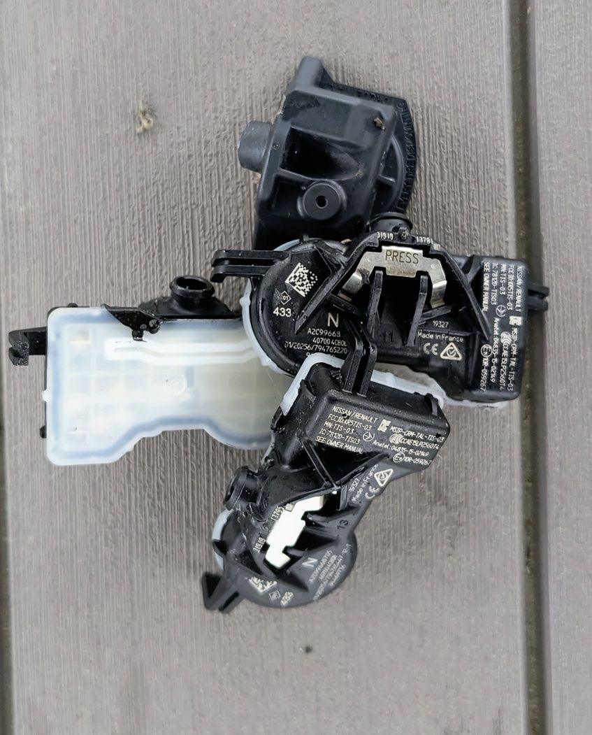 czujniki ciśnienia tpms opon nissan renault