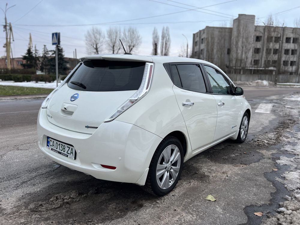 Продам Nissan Leaf 2016 року