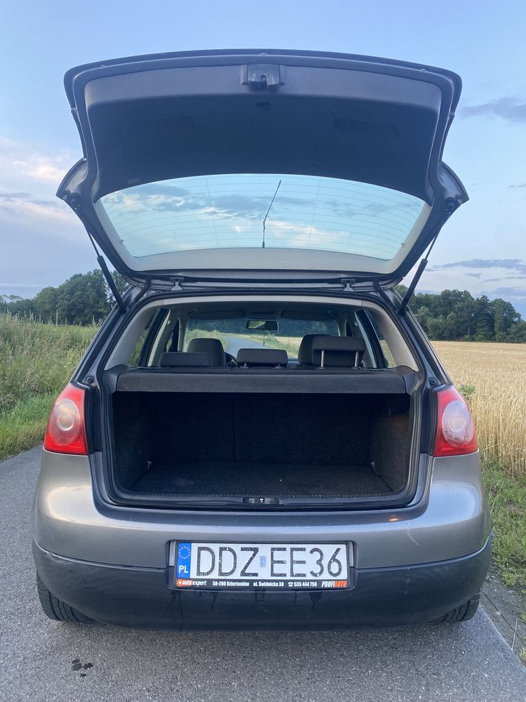 VW Golf 5 hatchback