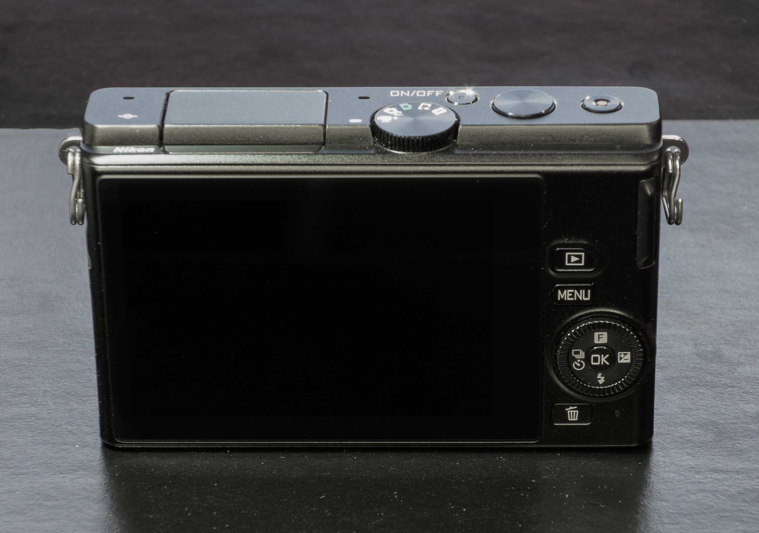 Nikon 1 J4 Body Black Metal (CX)