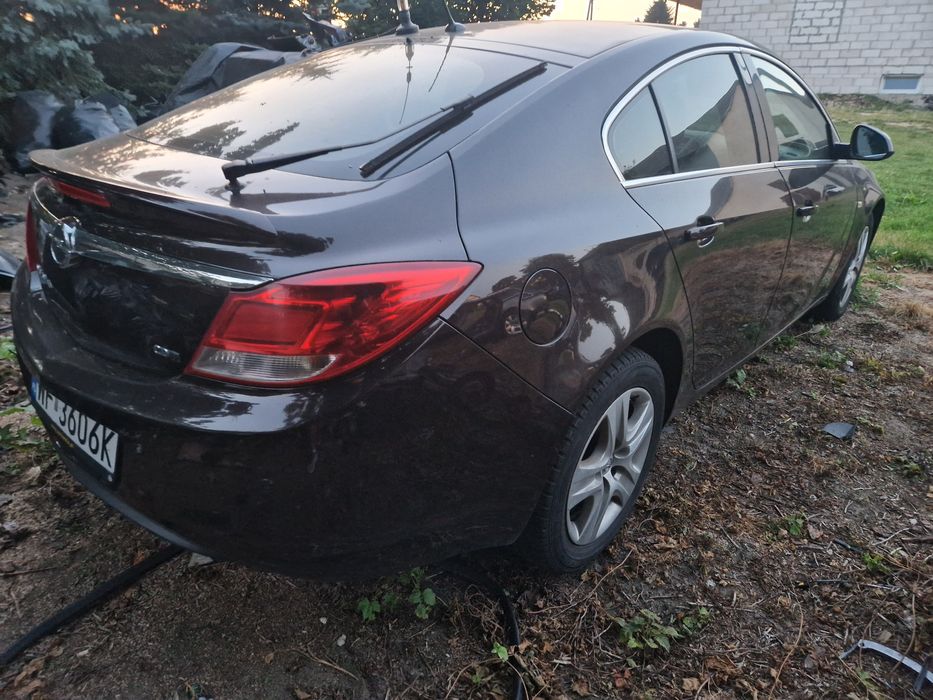 Opel insignia  2.0 CDTi  część Lakier Z41C