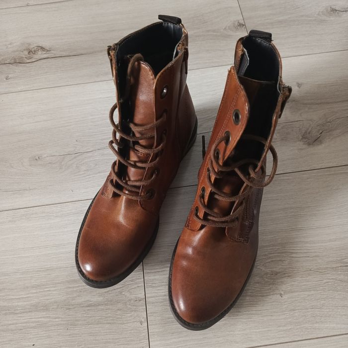 Buty kozaczki damskie Bugatti