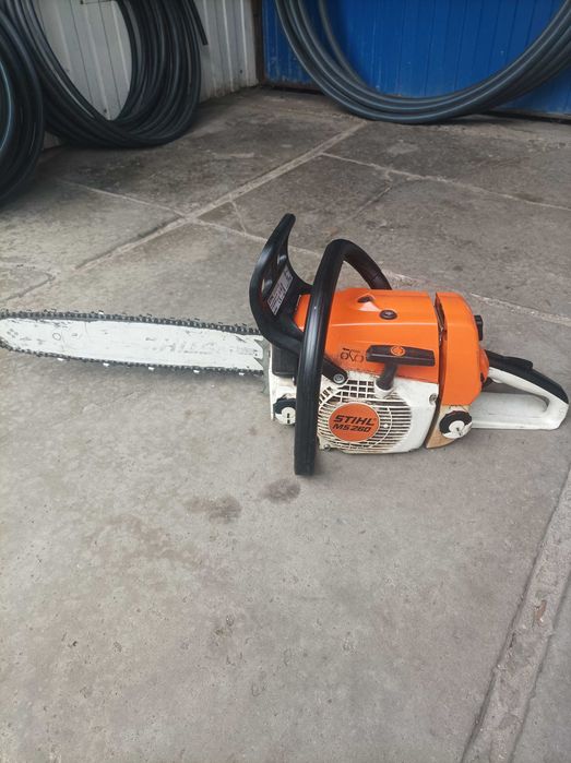 Професійна бензопила Stihl MS 260