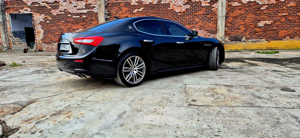 Maserati ghibli Nacional com livro de revisões