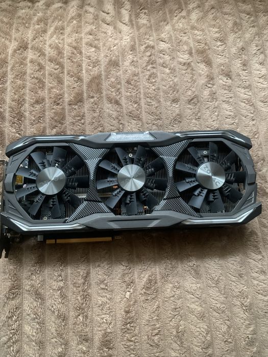 GTX 1070TI Zotac AMP Extreme