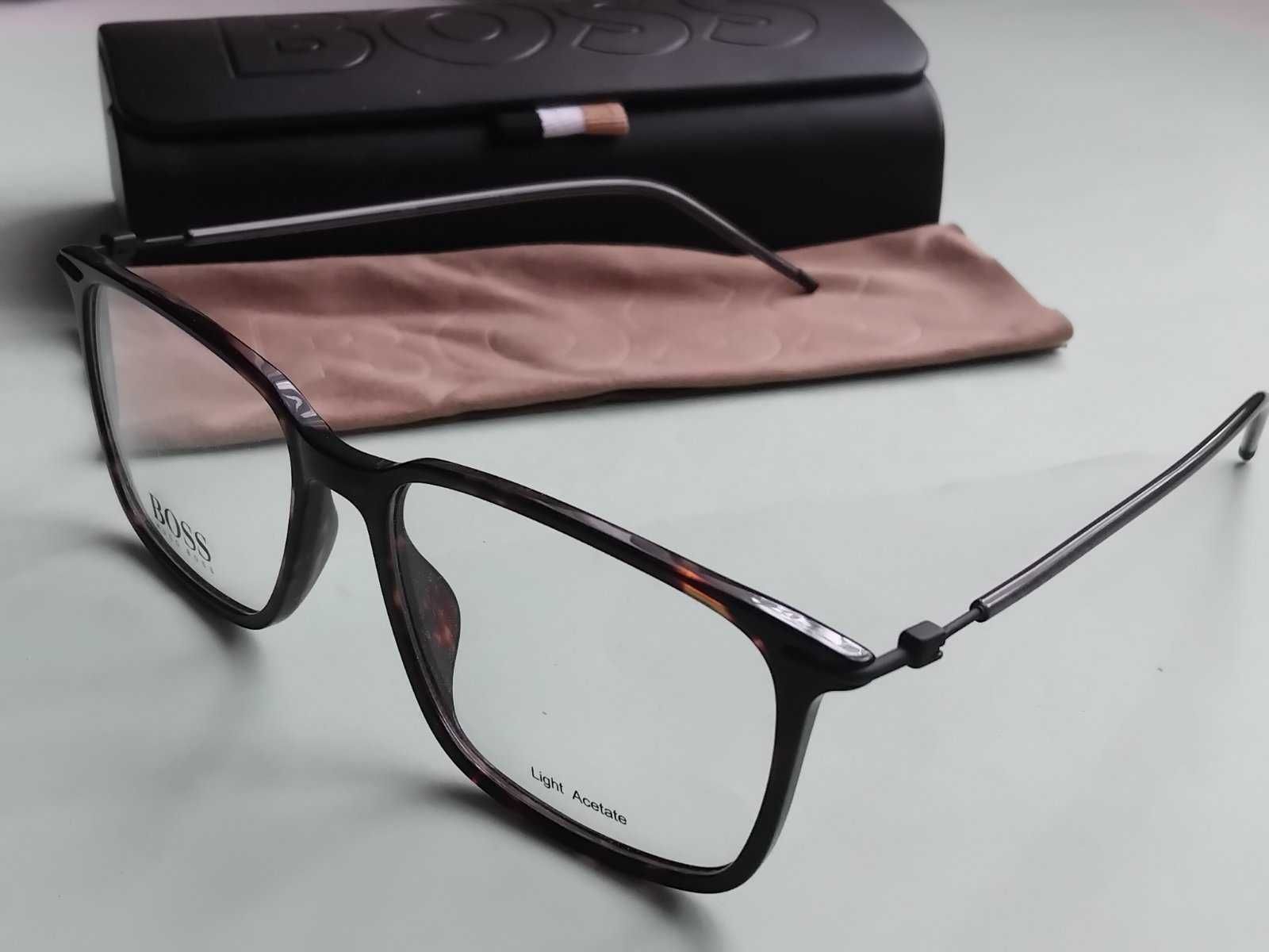 Hugo Boss . BOSS 1372 0086 57 чоловіча оправа оригінал