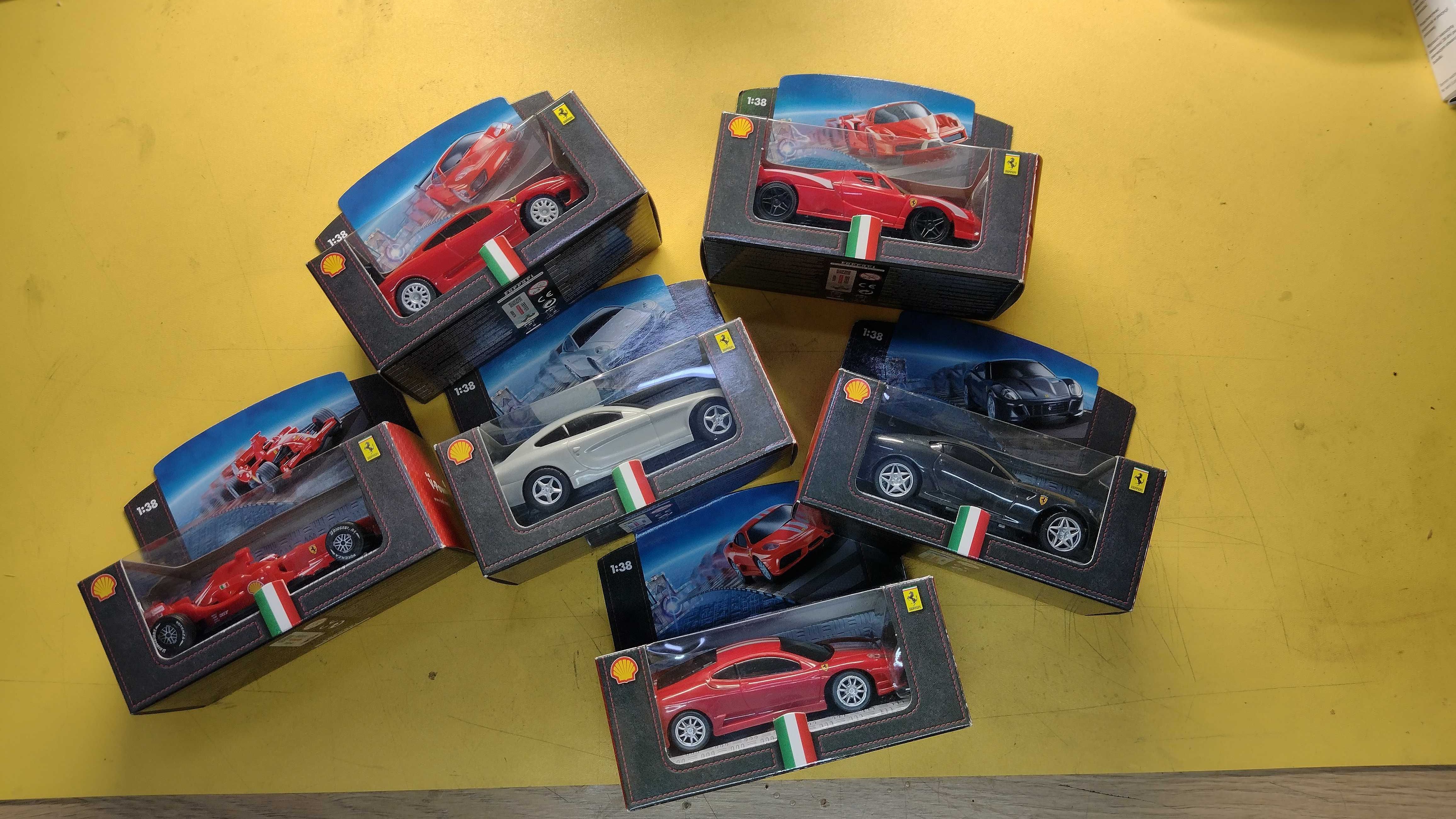 Oryginalna Unikatowa Kolekcja Hot Wheels licencja Ferrari z 2006r 6szt