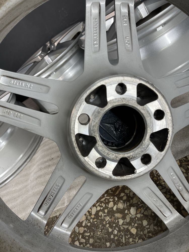 Диски R18 5x112 Et38 8J. Mercedes W205 W211 W212 W213 W221 W222 W447