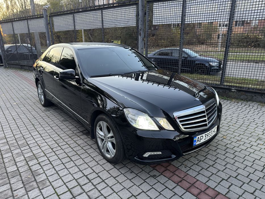 Mercedes Benz 212 3.0 Офіційний Газ Бензин