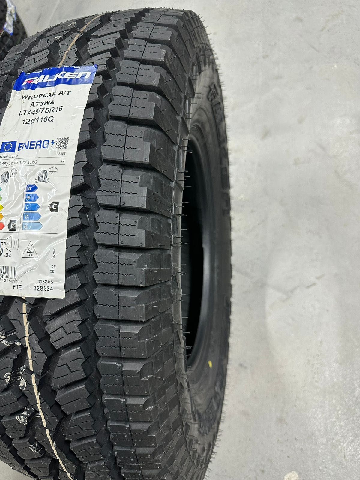 продаж нових шин 245/75 R16 120/116Q Falken WildPeak A/T AT3WA