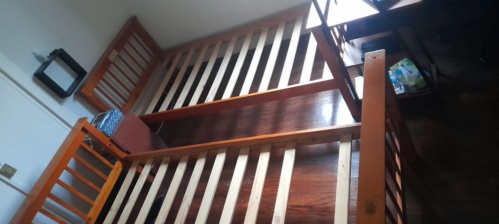 Camas de solteiro (leve 2, pague 1)