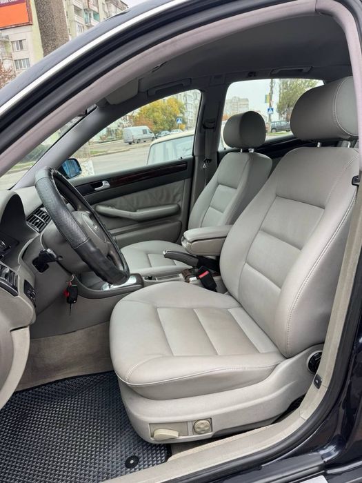 Audi A6C5 2.5D автомат!