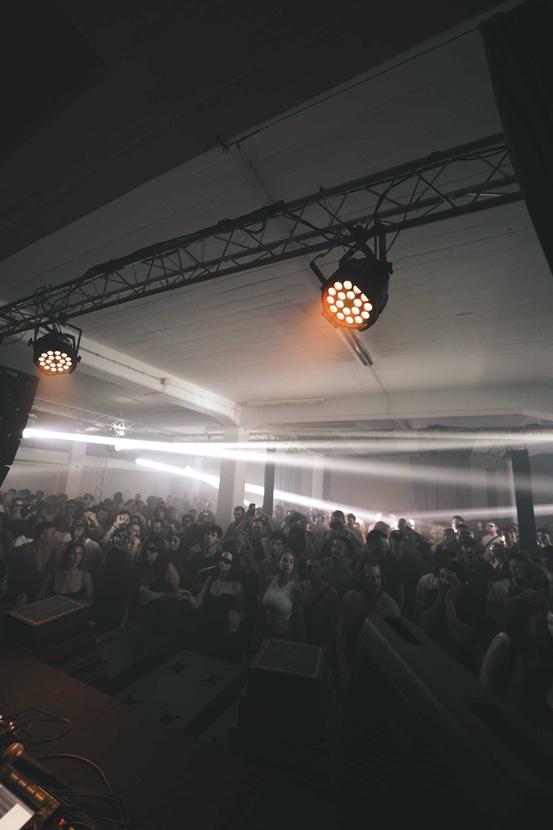Iluminação e sonorização para todos os eventos