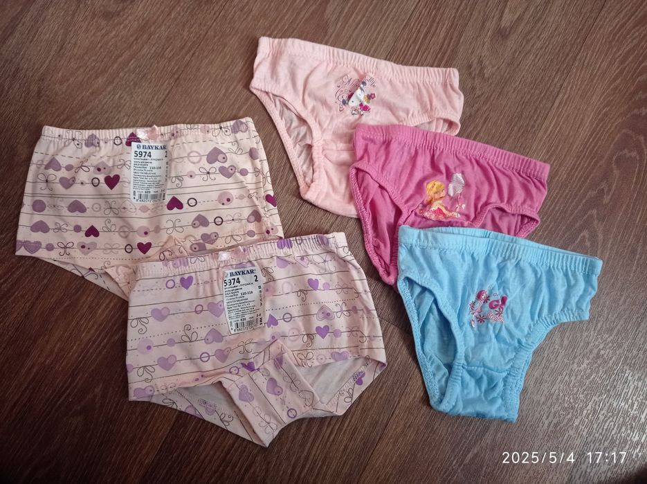 Набір НОВИХ трусиків для дівчинки на 2 роки