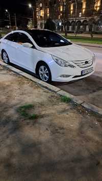 Hyundai Sonata 2010