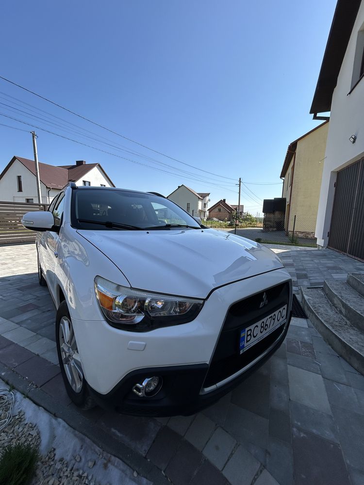 Продам власне авто Mitsubishi ASX 1.8 дизель