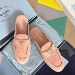 Różowy Prada pół kapcie, buty wypoczynkowe