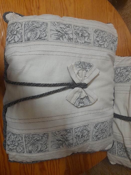 Almofadas de decoração para cama