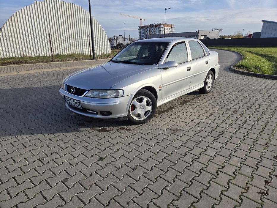 Opel vectra B 2.0 Stan bardzo dobry